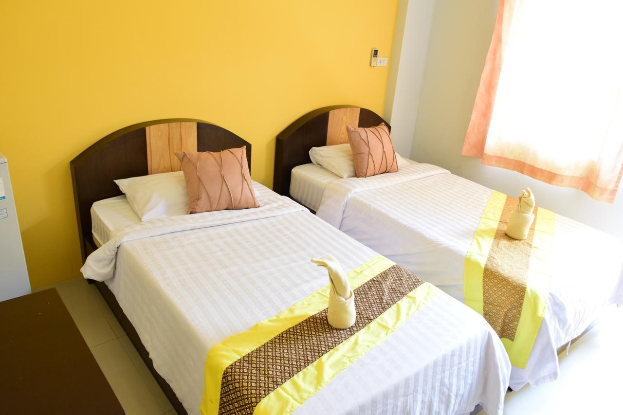 Charoen Apartment Hotel Trang Buitenkant foto
