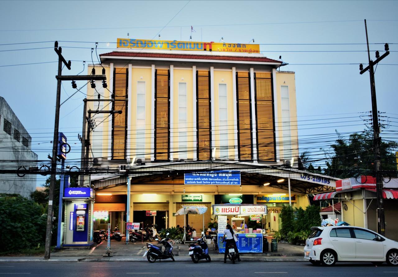 Charoen Apartment Hotel Trang Buitenkant foto